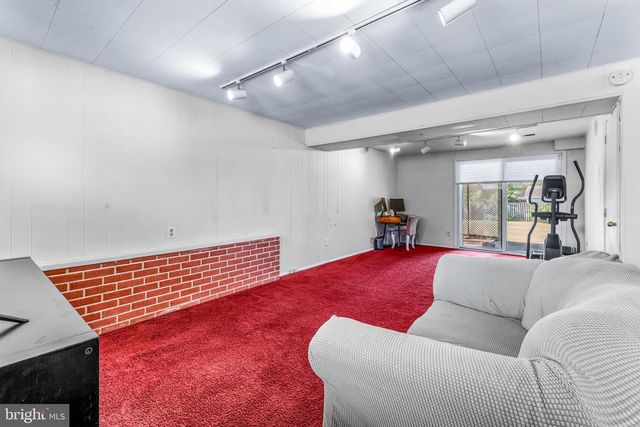 403 UNIVERSITY DR, Waldorf, MD 20602