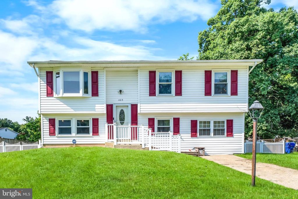 403 UNIVERSITY DR, Waldorf, MD 20602