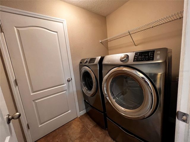 8613 ANDALUCIA FIELD DRIVE, Tampa, FL 33637