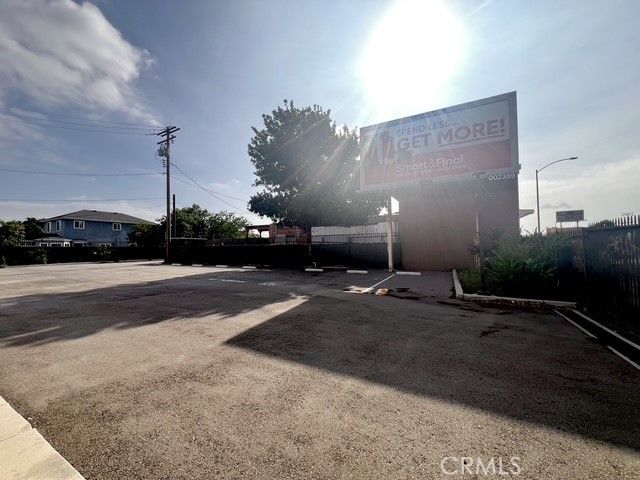 3152 Martin Luther King Jr, Lynwood, CA 90262