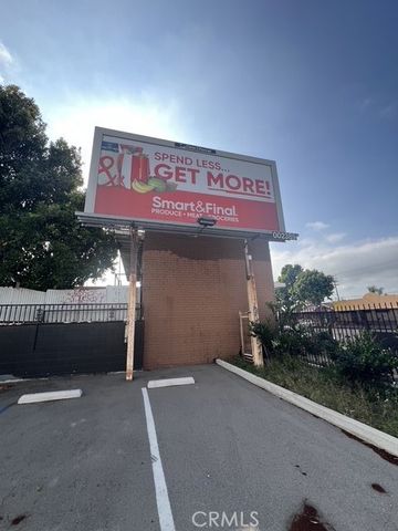 3152 Martin Luther King Jr, Lynwood, CA 90262