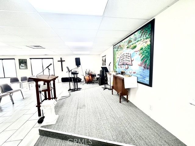 3152 Martin Luther King Jr, Lynwood, CA 90262