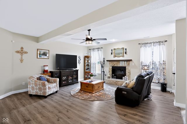 15860 Symphony Boulevard, Noblesville, IN 46060