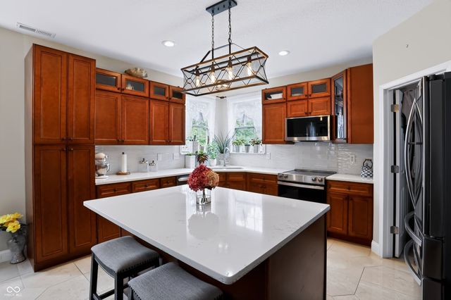 15860 Symphony Boulevard, Noblesville, IN 46060