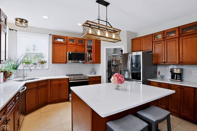 15860 Symphony Boulevard, Noblesville, IN 46060