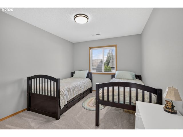 304 Nw 152ND St, Vancouver, WA 98685