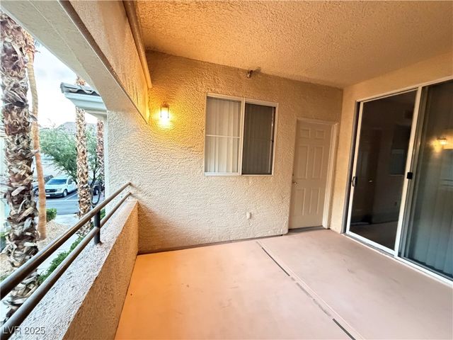 7135 South Durango Drive 203, Las Vegas, NV 89113