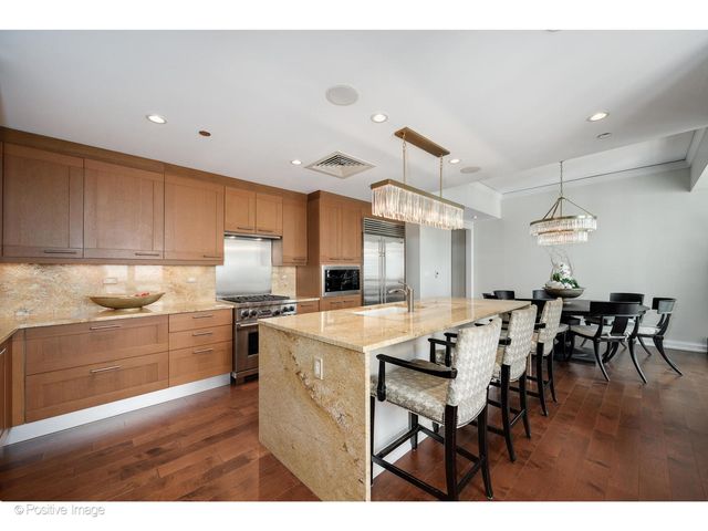 11 E Walton Street 4102, Chicago, IL 60611