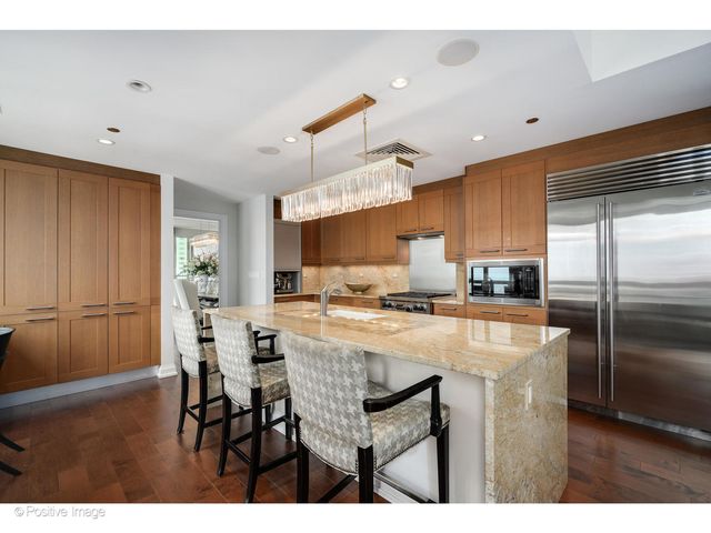 11 E Walton Street 4102, Chicago, IL 60611