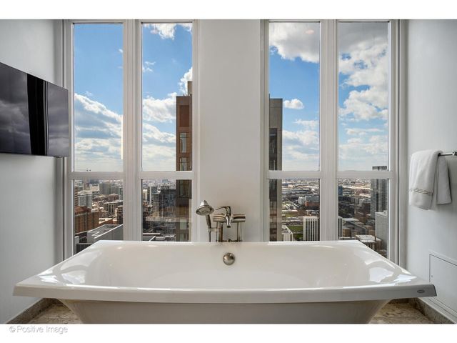 11 E Walton Street 4102, Chicago, IL 60611