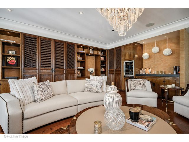 11 E Walton Street 4102, Chicago, IL 60611