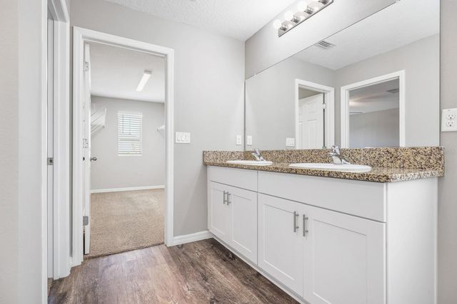 14649 BRUMBY RIDGE AVENUE, Lithia, FL 33547