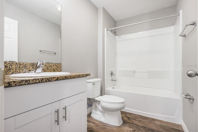 14649 BRUMBY RIDGE AVENUE, Lithia, FL 33547