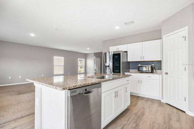 14649 BRUMBY RIDGE AVENUE, Lithia, FL 33547