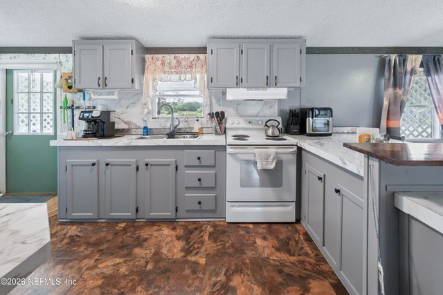 8082 BLAZING STAR Road, Melrose, FL 32666