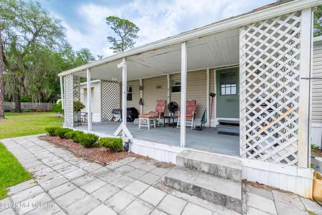 8082 BLAZING STAR Road, Melrose, FL 32666