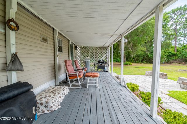 8082 BLAZING STAR Road, Melrose, FL 32666