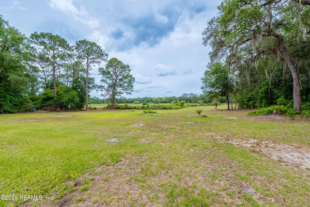 8082 BLAZING STAR Road, Melrose, FL 32666