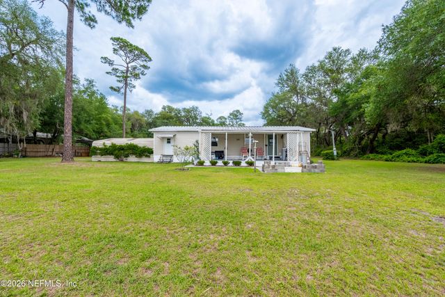 8082 BLAZING STAR Road, Melrose, FL 32666