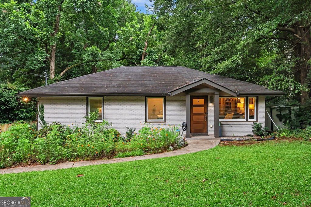 2041 E Lilac Lane, Decatur, GA 30032