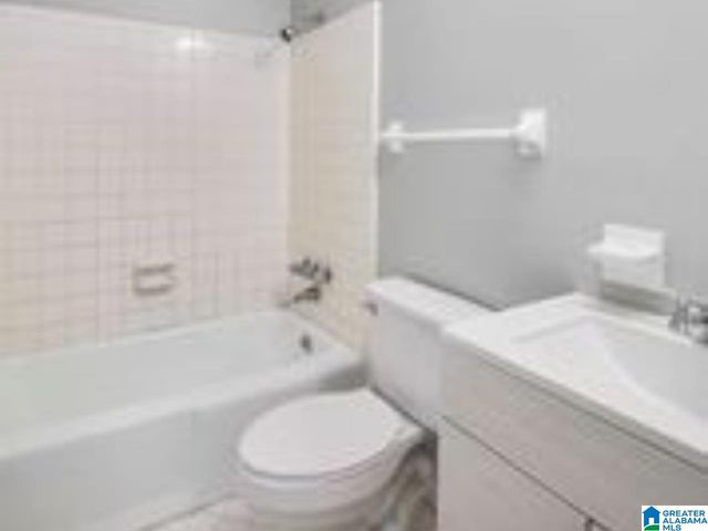1833 5TH WAY NW, Center Point, AL 35215