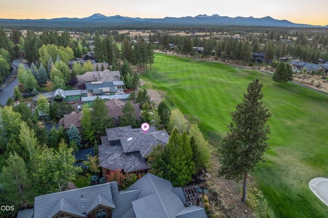19275 Green Lakes Loop, Bend, OR 97702
