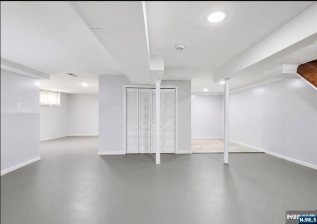 190 Totowa Road, Totowa, NJ 07512