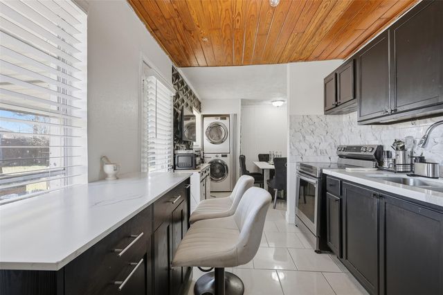 2205 Strawberry Road, Pasadena, TX 77502