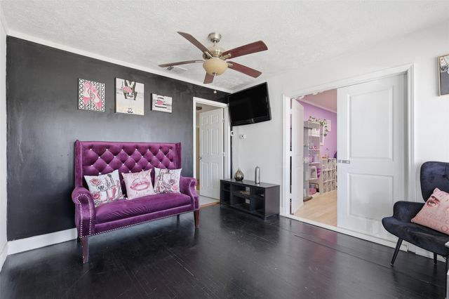 2205 Strawberry Road, Pasadena, TX 77502