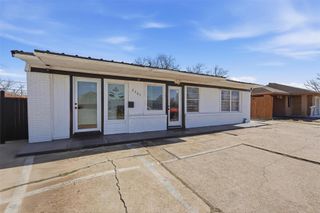 2205 Strawberry Road, Pasadena, TX 77502