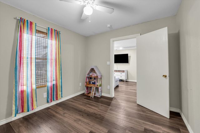 102 Goodwin Lane, Moody, TX 76557