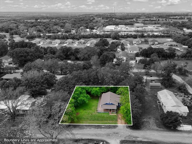 102 Goodwin Lane, Moody, TX 76557
