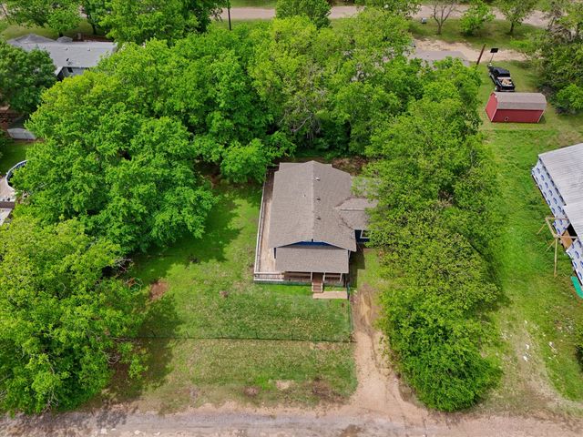 102 Goodwin Lane, Moody, TX 76557