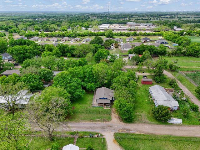 102 Goodwin Lane, Moody, TX 76557