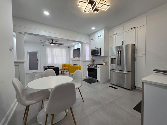 691 10TH AVENUE S, St Petersburg, FL 33701