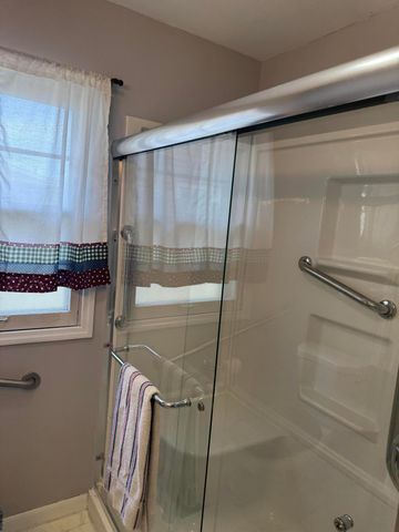 814 W Woodside Drive, Griffith, IN 46319