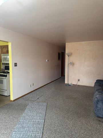 814 W Woodside Drive, Griffith, IN 46319