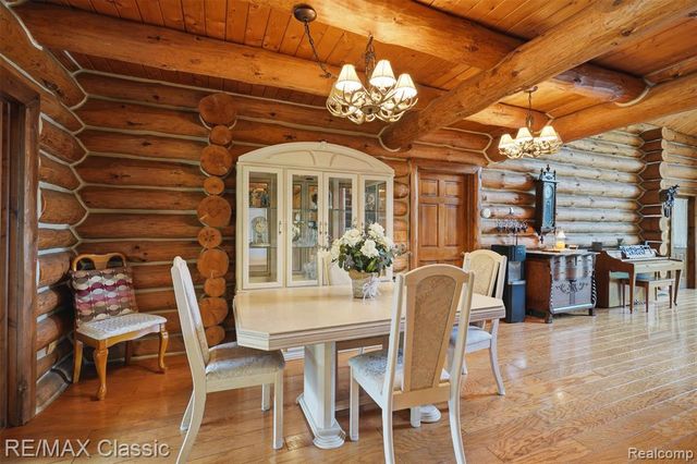 6900 Eveline Drive, Holly, MI 48442