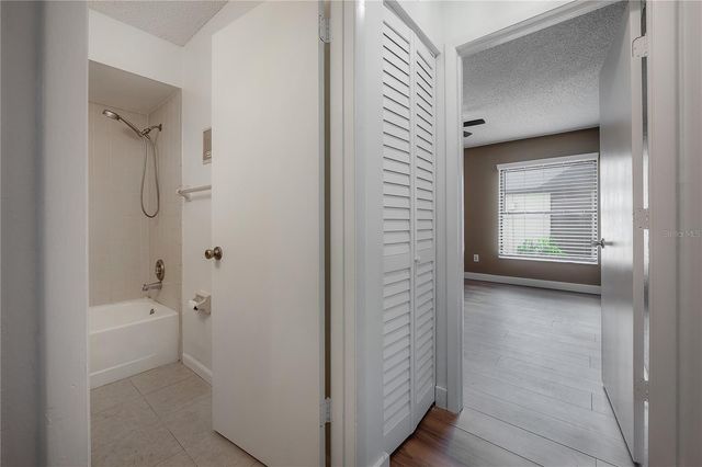 13608 S VILLAGE DRIVE 6204, Tampa, FL 33618