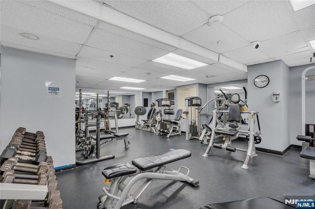 6600 Boulevard East 21J, West New York, NJ 07093