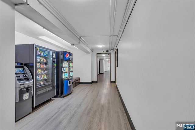 6600 Boulevard East 21J, West New York, NJ 07093