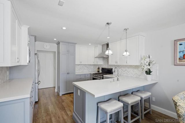 106 Antigua Court, Coronado, CA 92118