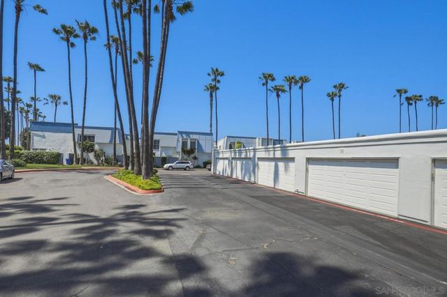 106 Antigua Court, Coronado, CA 92118