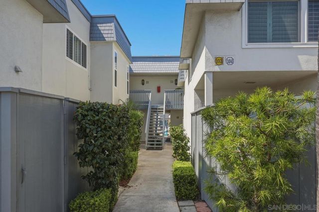 106 Antigua Court, Coronado, CA 92118