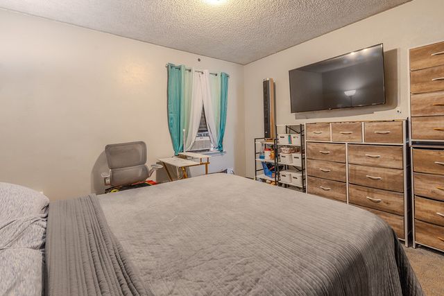 215 N Casa Grande Circle, Duncanville, TX 75116