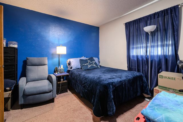 215 N Casa Grande Circle, Duncanville, TX 75116