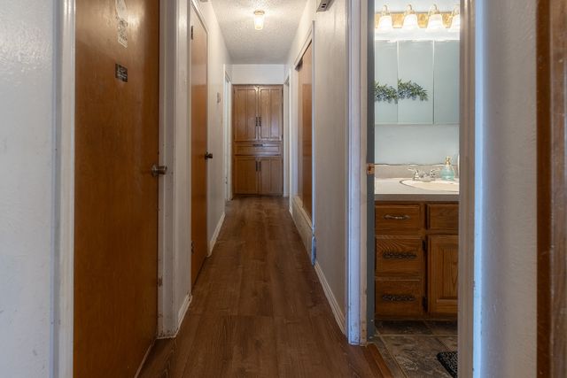 215 N Casa Grande Circle, Duncanville, TX 75116