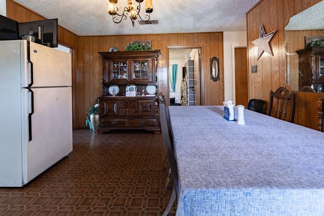 215 N Casa Grande Circle, Duncanville, TX 75116