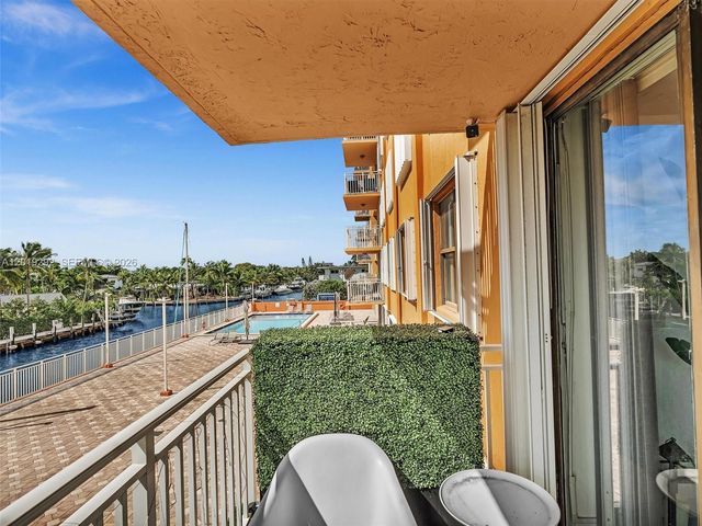 2450 NE 135th St 201, North Miami, FL 33181