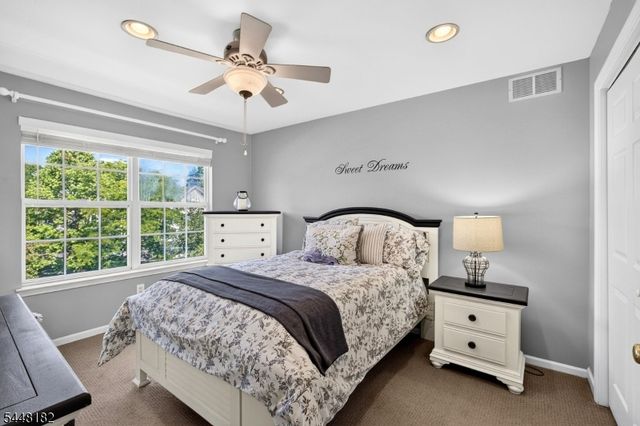 9 Briar Ln, Raritan Twp., NJ 08822